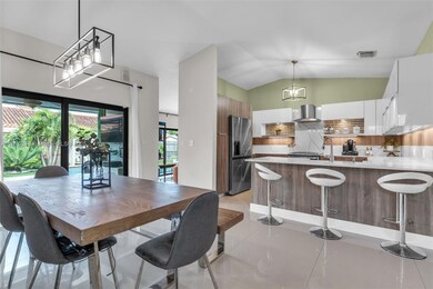 20025 NW 65th Ct, Hialeah, FL 33015 - photo 6