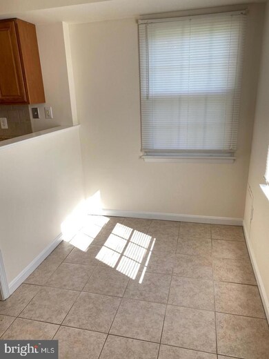 9628 Hagel Cir unit 26/B, Lorton, VA 22079 - photo 6