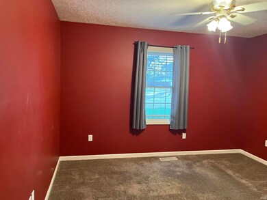 6655 Oak View Ct, Newburgh, IN 47630 - photo 5