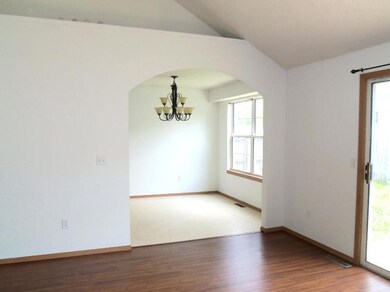 Living rm & dining