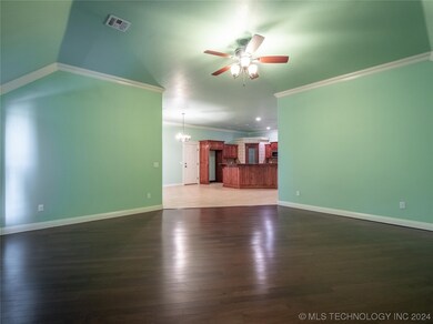 1211 Rosewood, McAlester, OK 74501 - photo 6