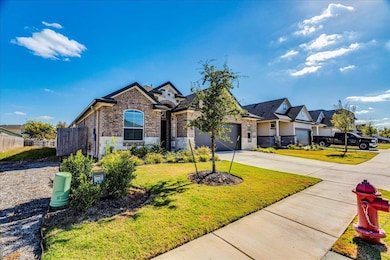 18121 Emu Ln, Manor, TX 78653 - photo 3