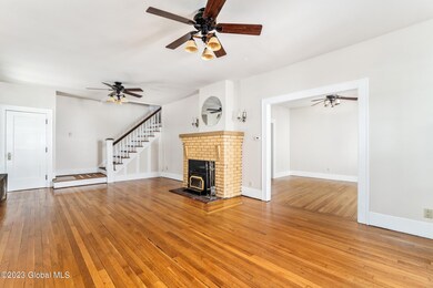749 De Camp Ave-18