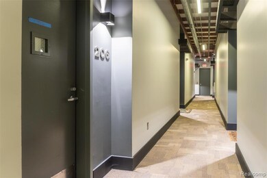 100 N Center St unit 206, Royal Oak, MI 48067 - photo 6