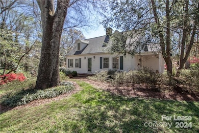 1202 E Broad St, Statesville, NC 28677 - photo 2