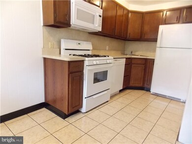 564 S 3rd St, Darby, PA 19023 - photo 7