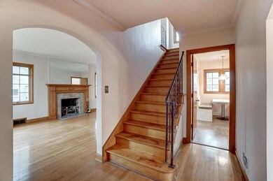 1885 Wyandotte Rd, Columbus, OH 43212 - photo 2