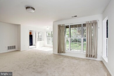 11205 Rienzi Place unit 102, Manassas, VA 20109 - photo 4