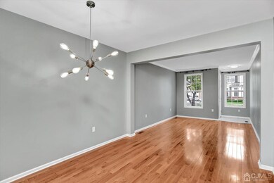 27 Vincent Behan Blvd unit 27, Edison, NJ 08837 - photo 2