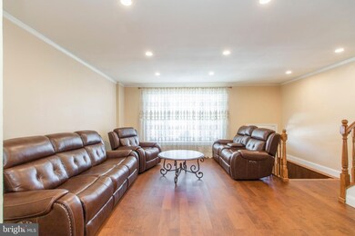 2818 Maxwell St, Philadelphia, PA 19136 - photo 3