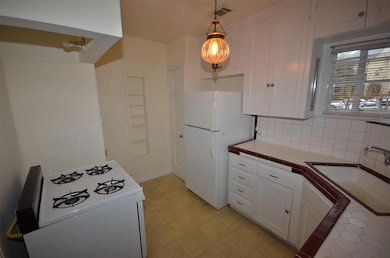 6034 Marquita Ave, Dallas, TX 75206 - photo 5