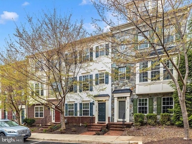 12712 Horseshoe Bend Cir, Clarksburg, MD 20871 - photo 2