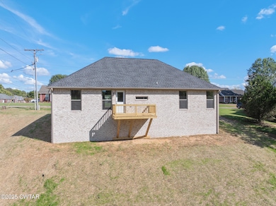 106 Derek Dr, Lexington, TN 38351 - photo 2