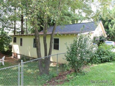 139,141 Rock Hill Rd (139 141a 141b), Asheville, NC 28803 - photo 2