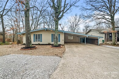 10 Lancaster Dr, Bella Vista, AR 72715 - photo 2