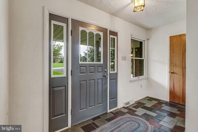 51 Paradise Ave, Shoemakersville, PA 19555 - photo 4