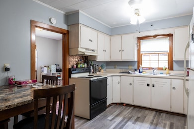 6-web-or-mls-722 Avon St