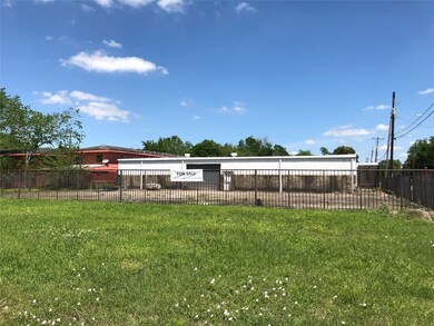 6818 Del Rio St, Houston, TX 77021 - photo 2