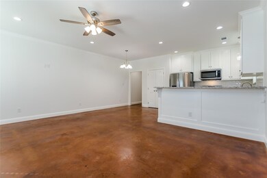 910 W Knox St unit A & B, Ennis, TX 75119 - photo 5