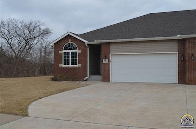 1161 SW Red Oaks Place, Topeka, KS 66615 - photo 2