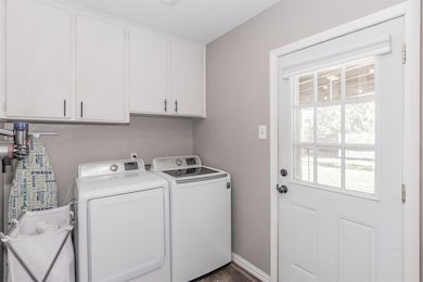 1824 Chattanooga Dr, Bedford, TX 76022 - photo 7