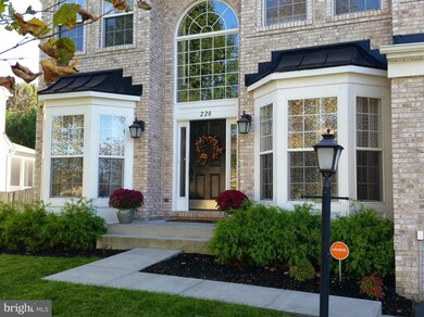 220 E King James St, Purcellville, VA 20132 - photo 3