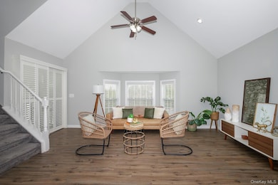 408 Pine Creek Ave unit N404, Holbrook, NY 11741 - photo 4