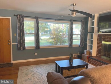 45446 Baringer Dr, California, MD 20619 - photo 5