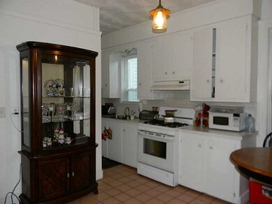 106 Arnold Ave, Cranston, RI 02905 - photo 3