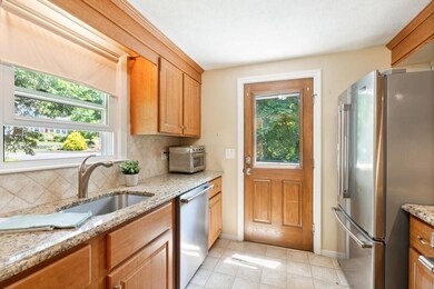 50 Mill St, Reading, MA 01867 - photo 6