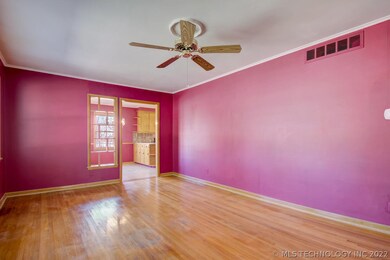 922 N Seminole Ave, Claremore, OK 74017 - photo 2