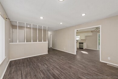 11510 S Elm St, Jenks, OK 74037 - photo 7