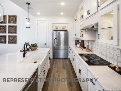 383 White Oak, Castroville, TX 78009 - photo 4