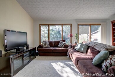 3110 Bridle Ln, Anchorage, AK 99517 - photo 2