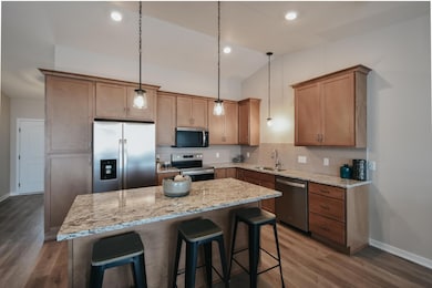 311 N 11th St, Goodhue, MN 55027 - photo 2