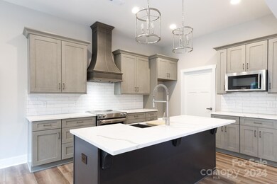 8046 Smooth Stone Ct unit 75, Clover, SC 29710 - photo 4