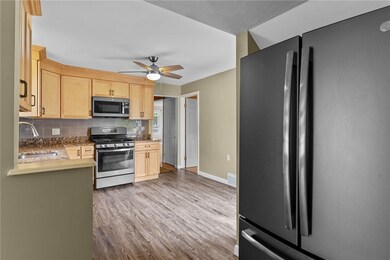 89 Carpenter St, Warwick, RI 02886 - photo 7