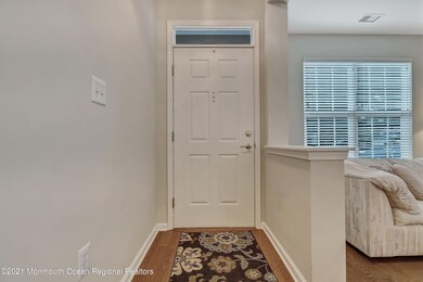 009_mjb07533