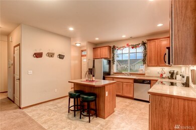 907 Grinnell Ave SW, Orting, WA 98360 - photo 7