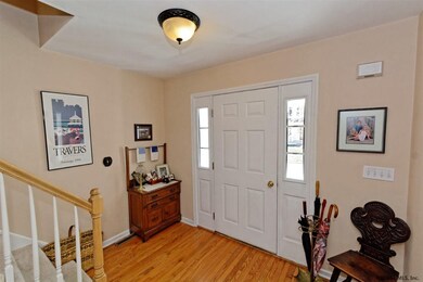 14 Maxwell Dr, Saratoga Springs, NY 12866 - photo 3