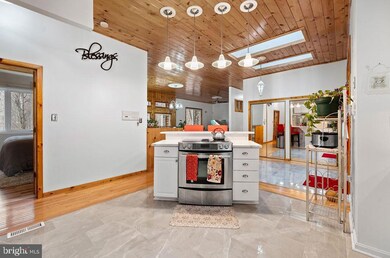 14404 Medwick Rd, Upper Marlboro, MD 20774 - photo 4