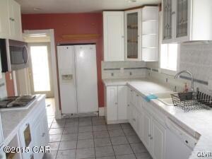 122 S Maple Aly, Lehighton, PA 18235 - photo 4