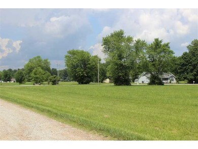 1023 SE Mohawk Trail, Greensburg, IN 47240 - photo 2