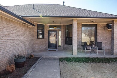 5920 Rolling Ridge Dr, Tuttle, OK 73089 - photo 2