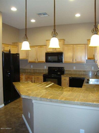 Kitchen Appliances included