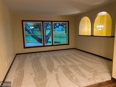 223 N Vale St, Osceola, IA 50213 - photo 4