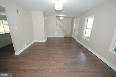 21 Uranus Rd, Sewell, NJ 08080 - photo 6