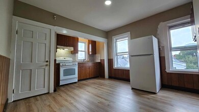 9 Sanger St unit 2, Medford, MA 02155 - photo 2