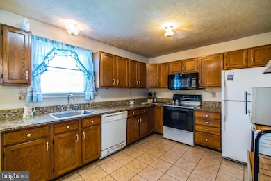 604 Elfin Ave, Capitol Heights, MD 20743 - photo 5