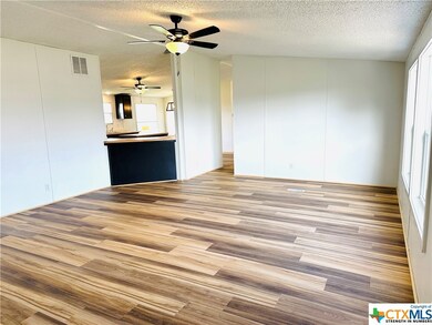 167 Hillside Dr, Troy, TX 76579 - photo 4